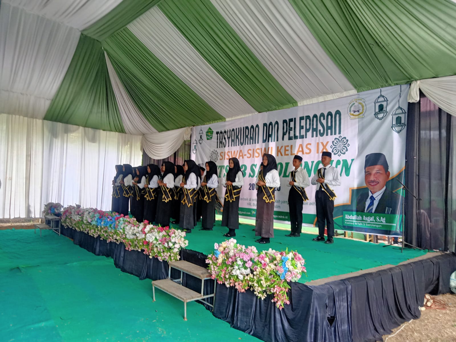 TASYAKURAN DAN PELEPASAN SISWA- SISWI  KELAS IX MTs. N 3 SAROLANGUN TAHUN 2025.