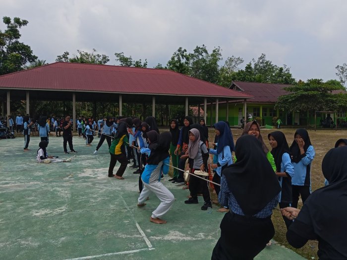 Pasca HUT RI Ke 81 Tahun MTsN 3 Sarolangun Gelar Perlombaan Pasca HUT RI Ke 81 Tahun MTsN 3 Sarolangun Gelar Perlombaan