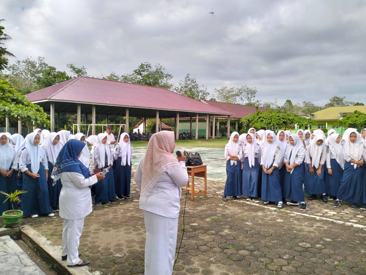 Dinas Kesehatan Unit Pelaksana Teknis  Puskesmas Singkut  Berkunjung di  MTs N 3 Sarolangun Tahun 2025 