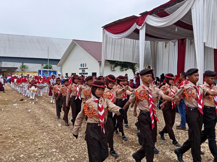 MTsN 3 Sarolangun Turut Hadir Memeriahkan HUT RI ke 81 Tahun 2026 MTsN 3 Sarolangun Turut Hadir Memeriahkan HUT RI ke 81 Tahun 2026